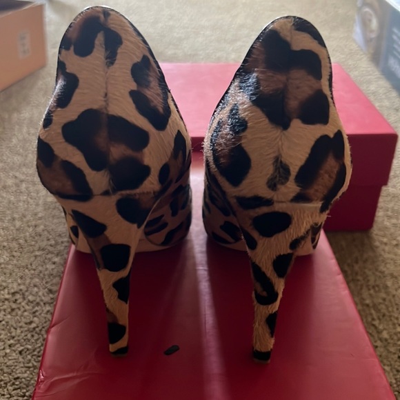 Pony skin leopard print shoes barely worn - Picture 4 of 5